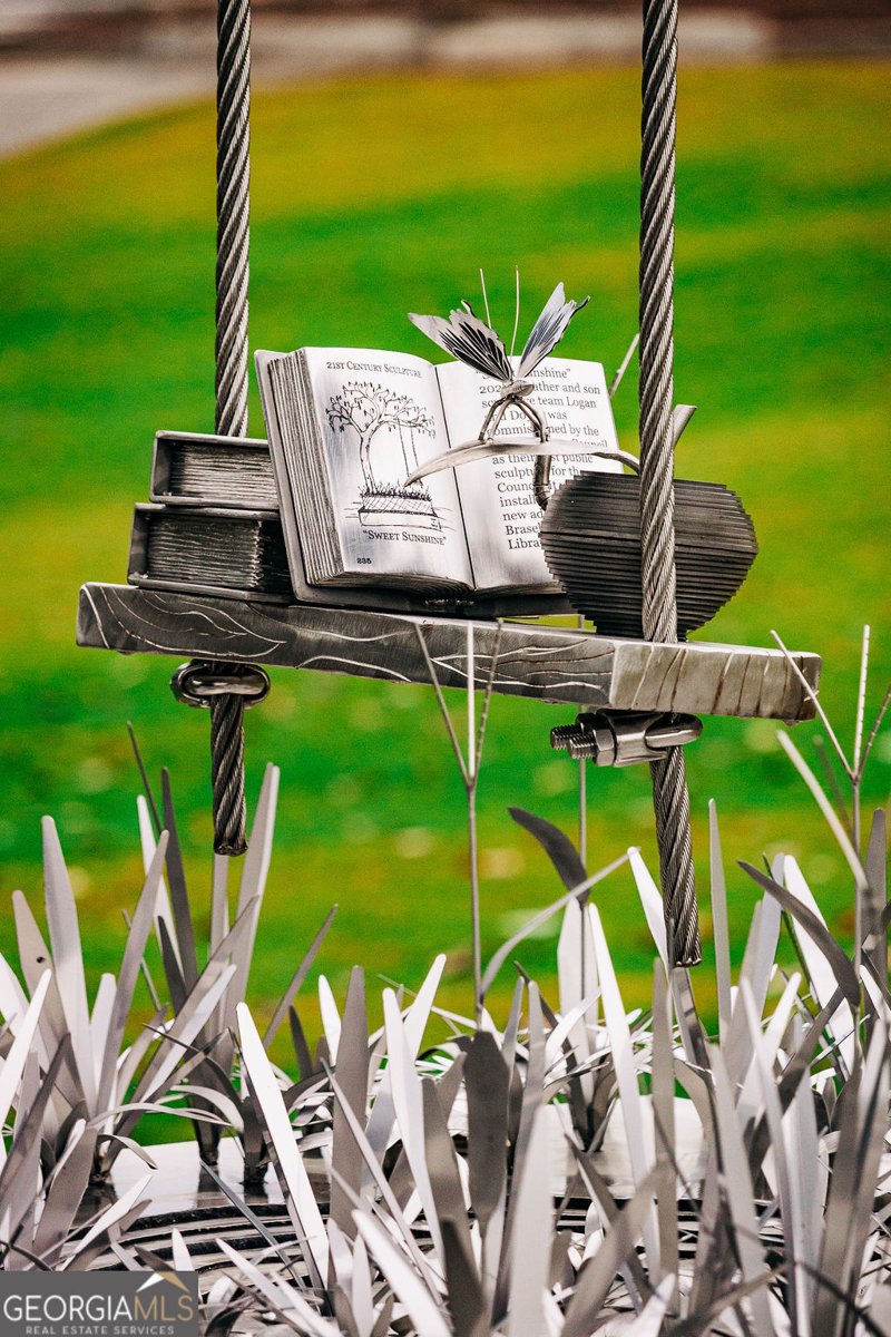 5516 Tullis Drive Gainesville - 33