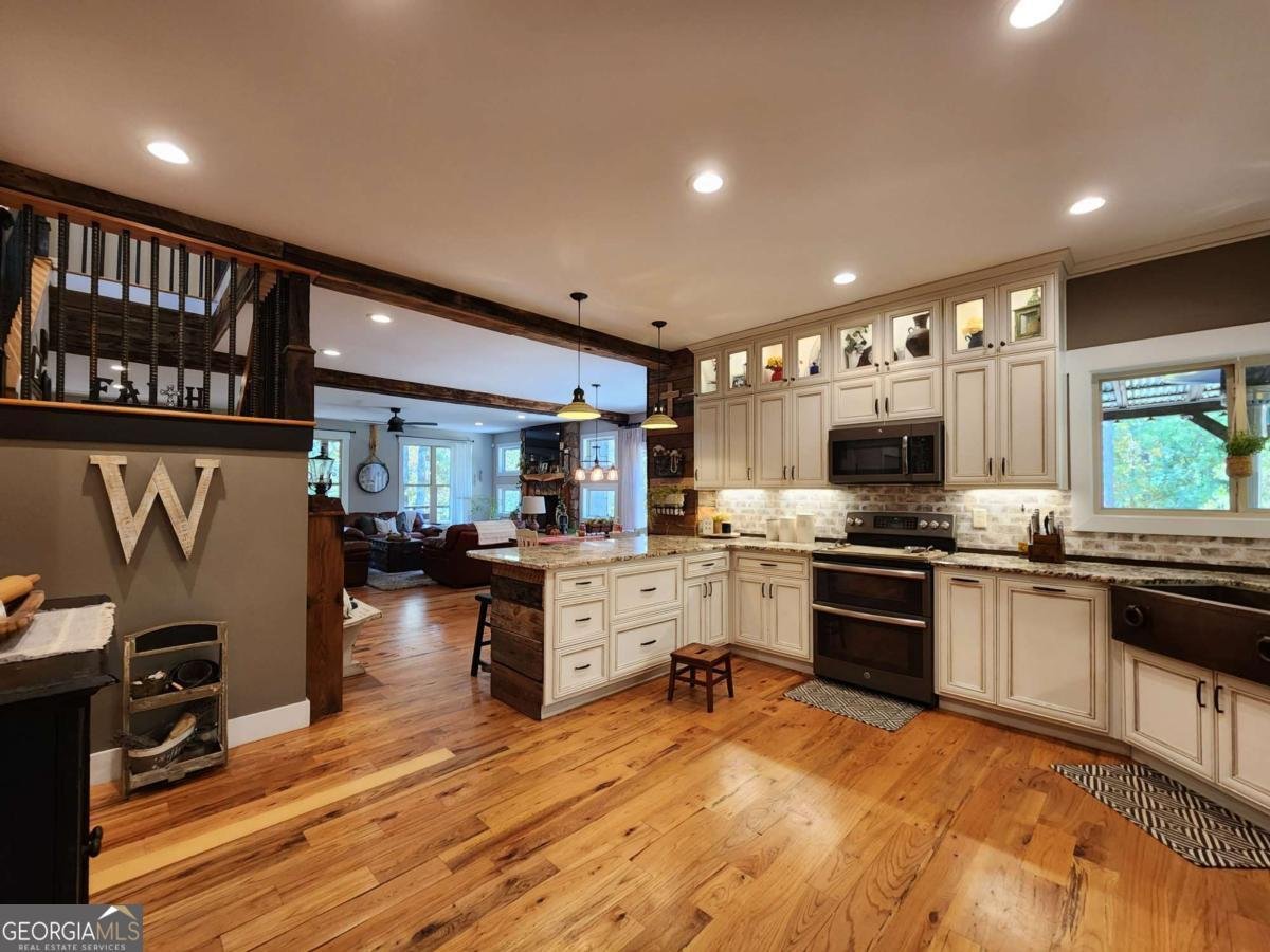 7350 Banks Mill Road Douglasville - 6