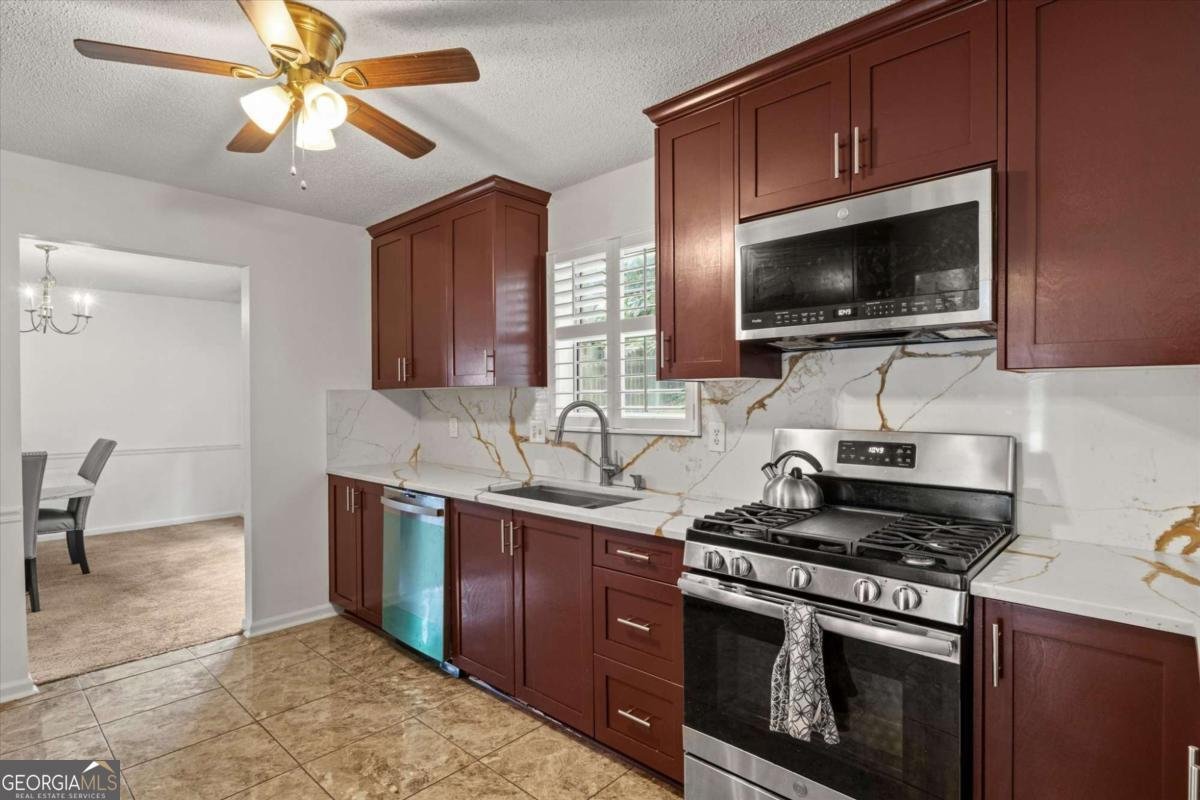 285 Cascade Rise Court Atlanta - 16