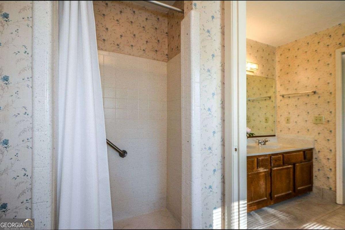 5610 Surrey Court Alpharetta - 27