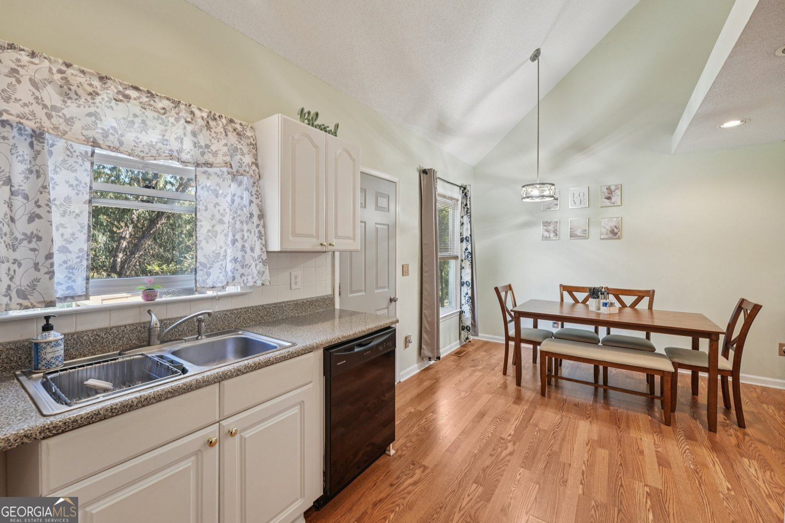 777 College Street Carrollton - 18