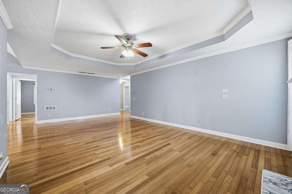 1210 BURNING BUSH Drive Loganville - 18