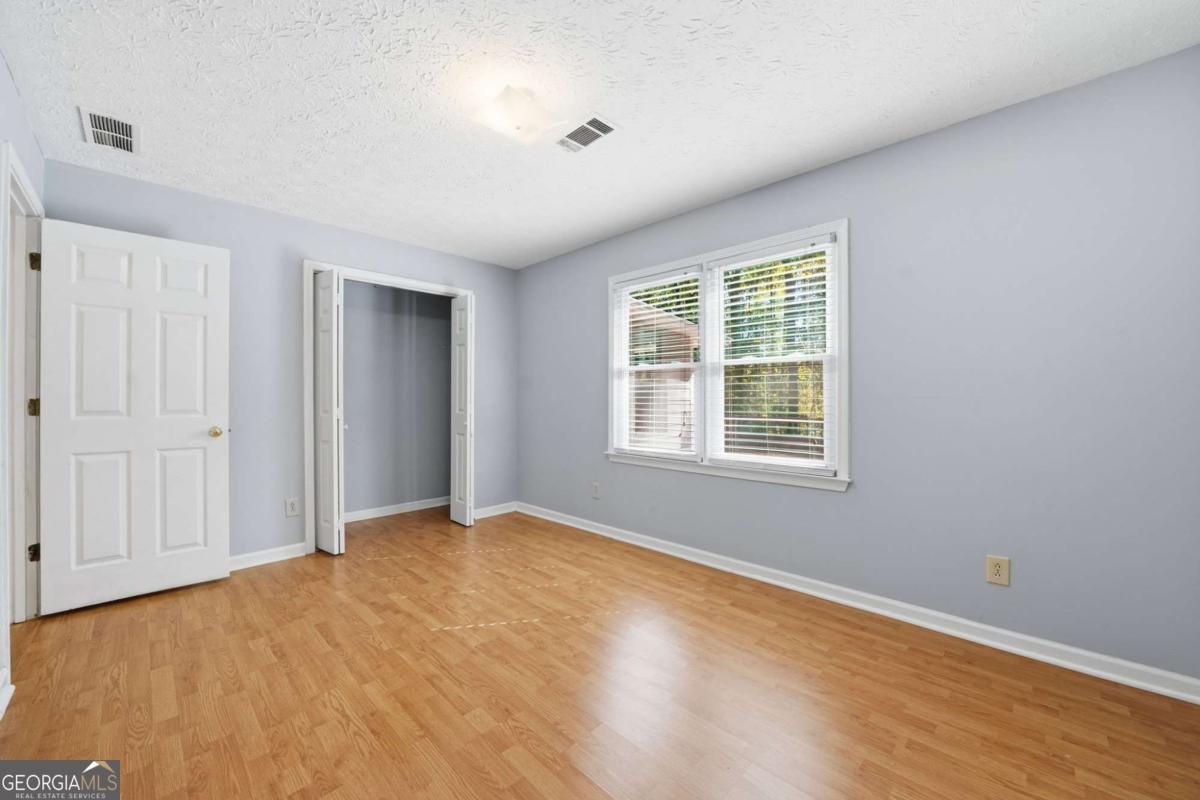 1210 BURNING BUSH Drive Loganville - 31