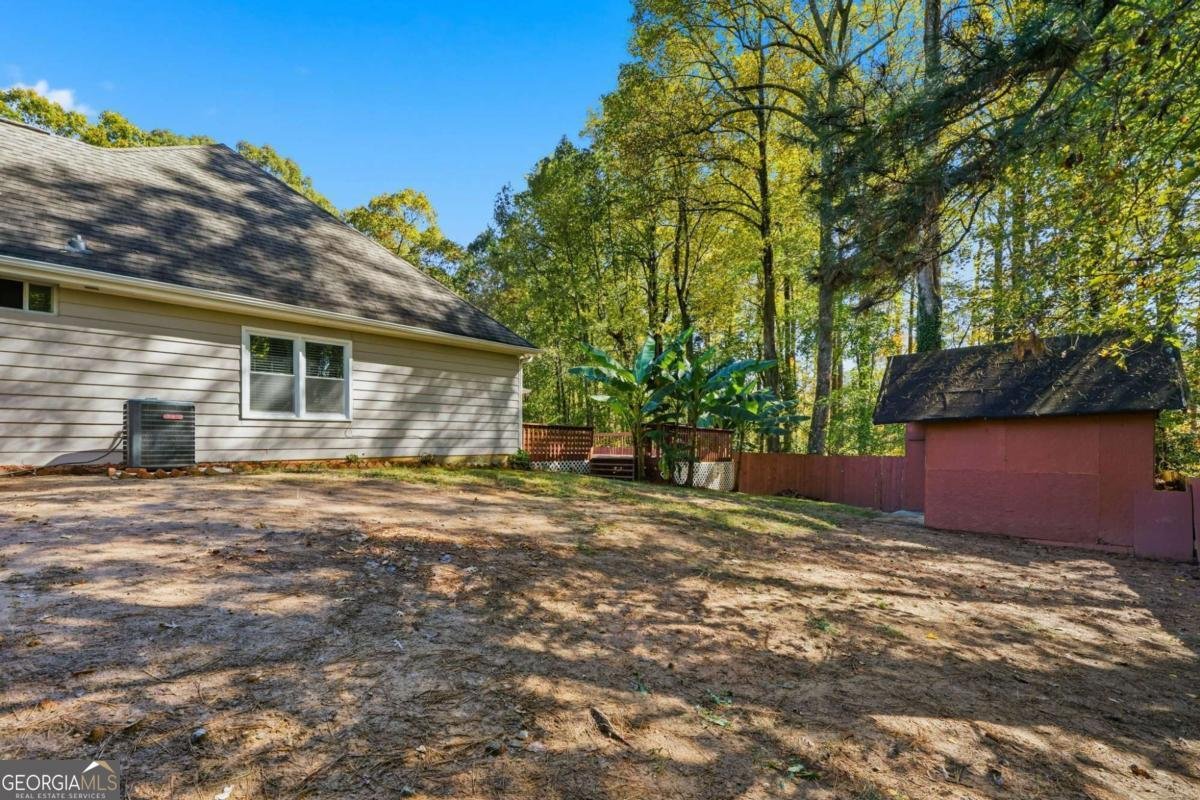 1210 BURNING BUSH Drive Loganville - 38