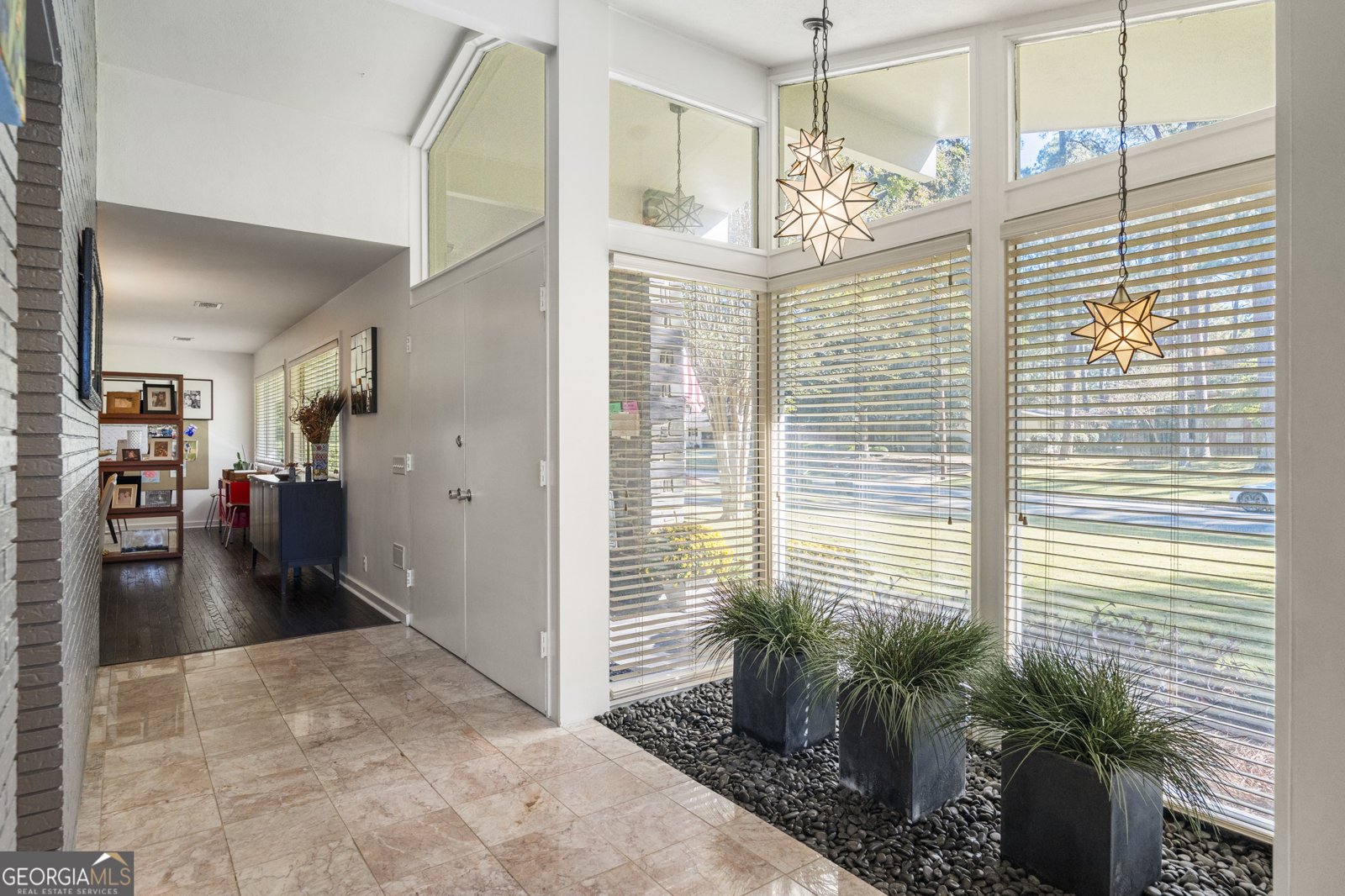 2637 Sue Mack Drive Columbus - 17