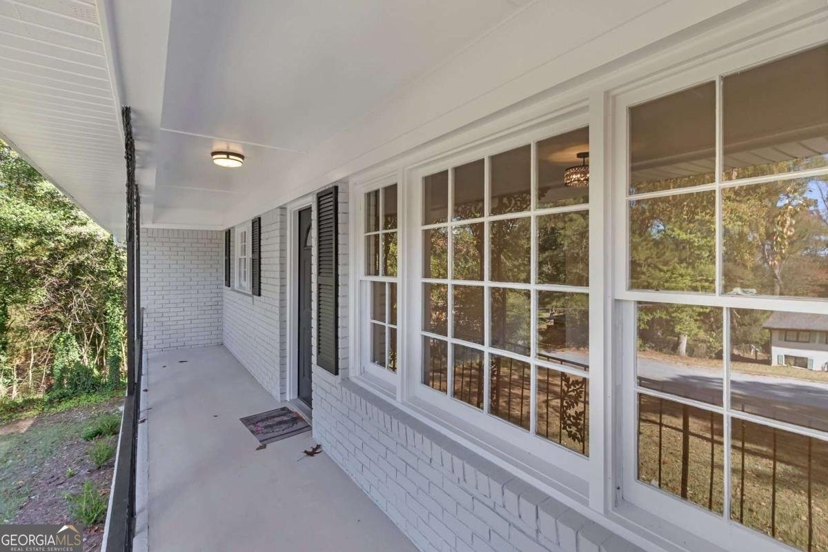 6243 David Lane Mableton - 5