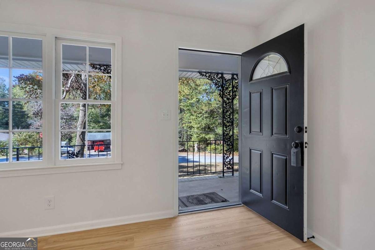 6243 David Lane Mableton - 6