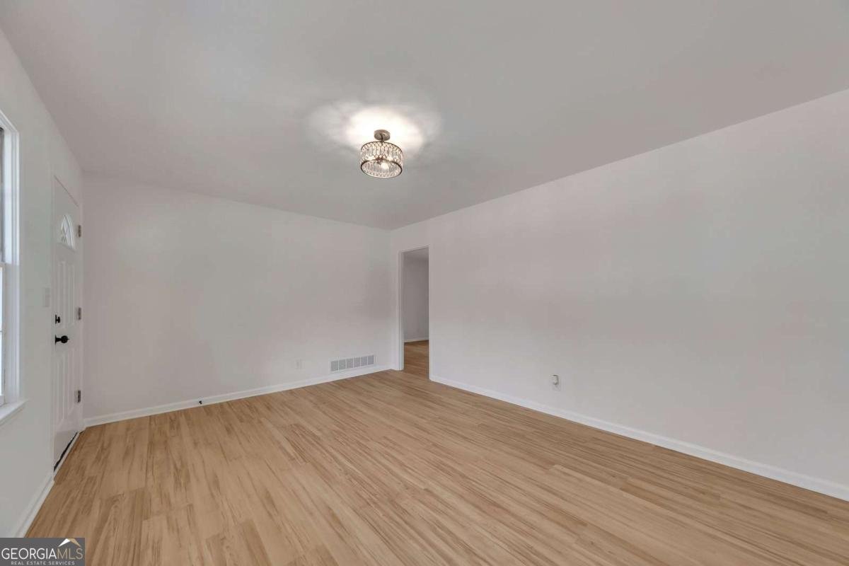 6243 David Lane Mableton - 9