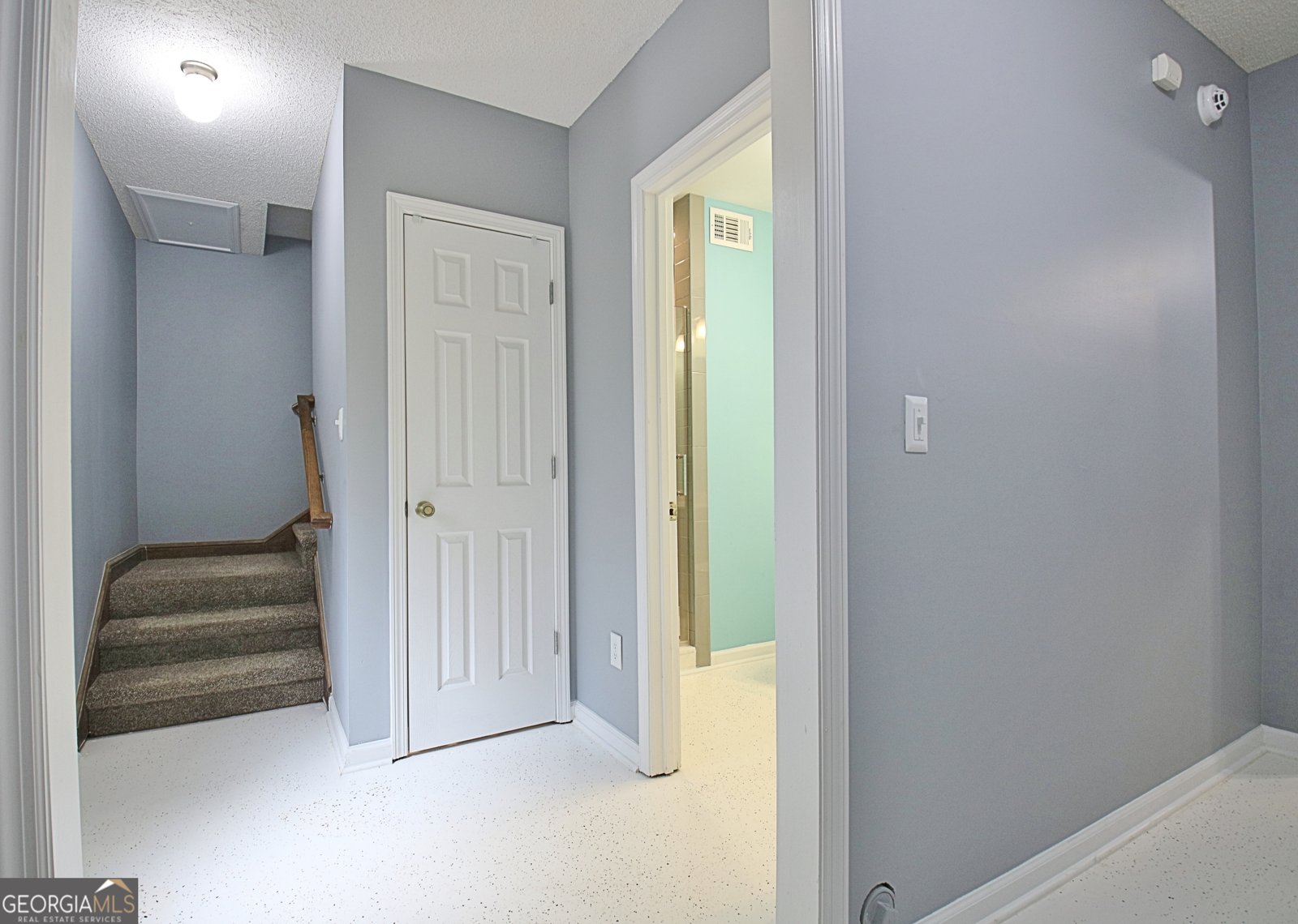 120 WOODLAND Road Fayetteville - 14