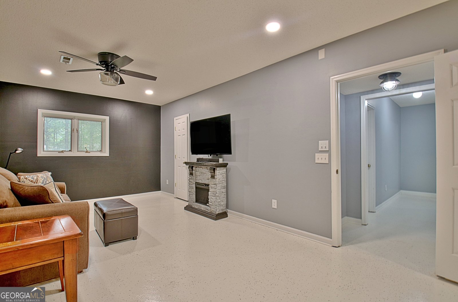 120 WOODLAND Road Fayetteville - 20