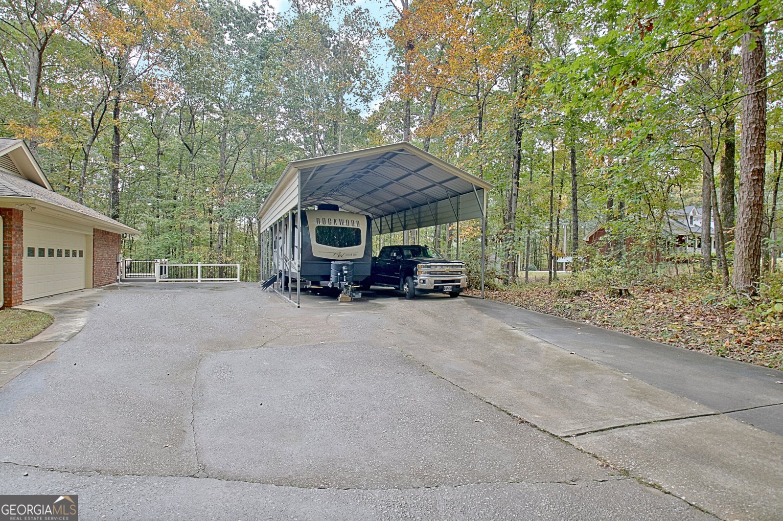 120 WOODLAND Road Fayetteville - 23