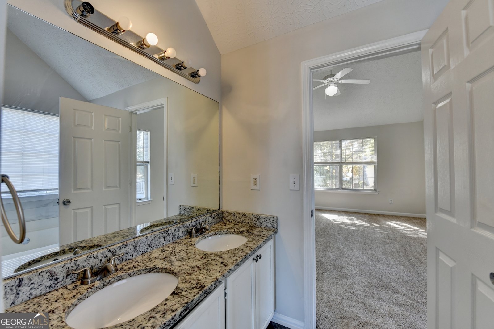 510 Saint James Court Lawrenceville - 33