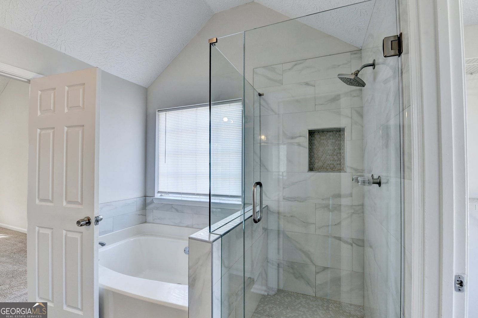 510 Saint James Court Lawrenceville - 34