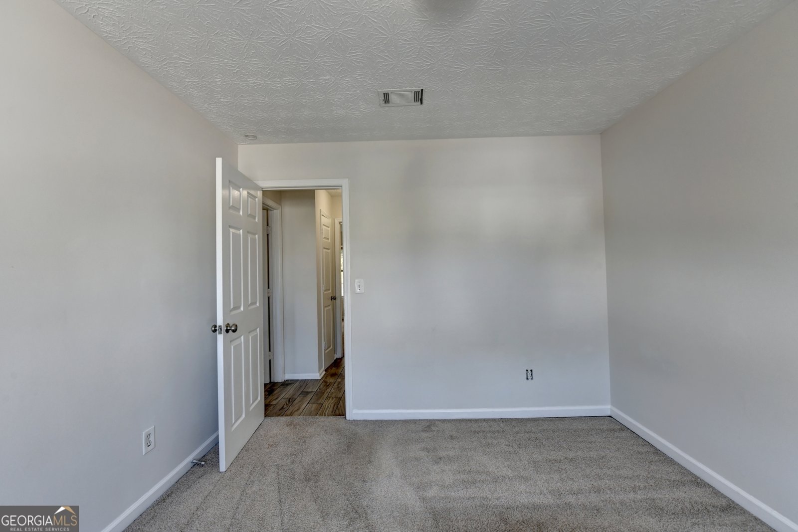 510 Saint James Court Lawrenceville - 40