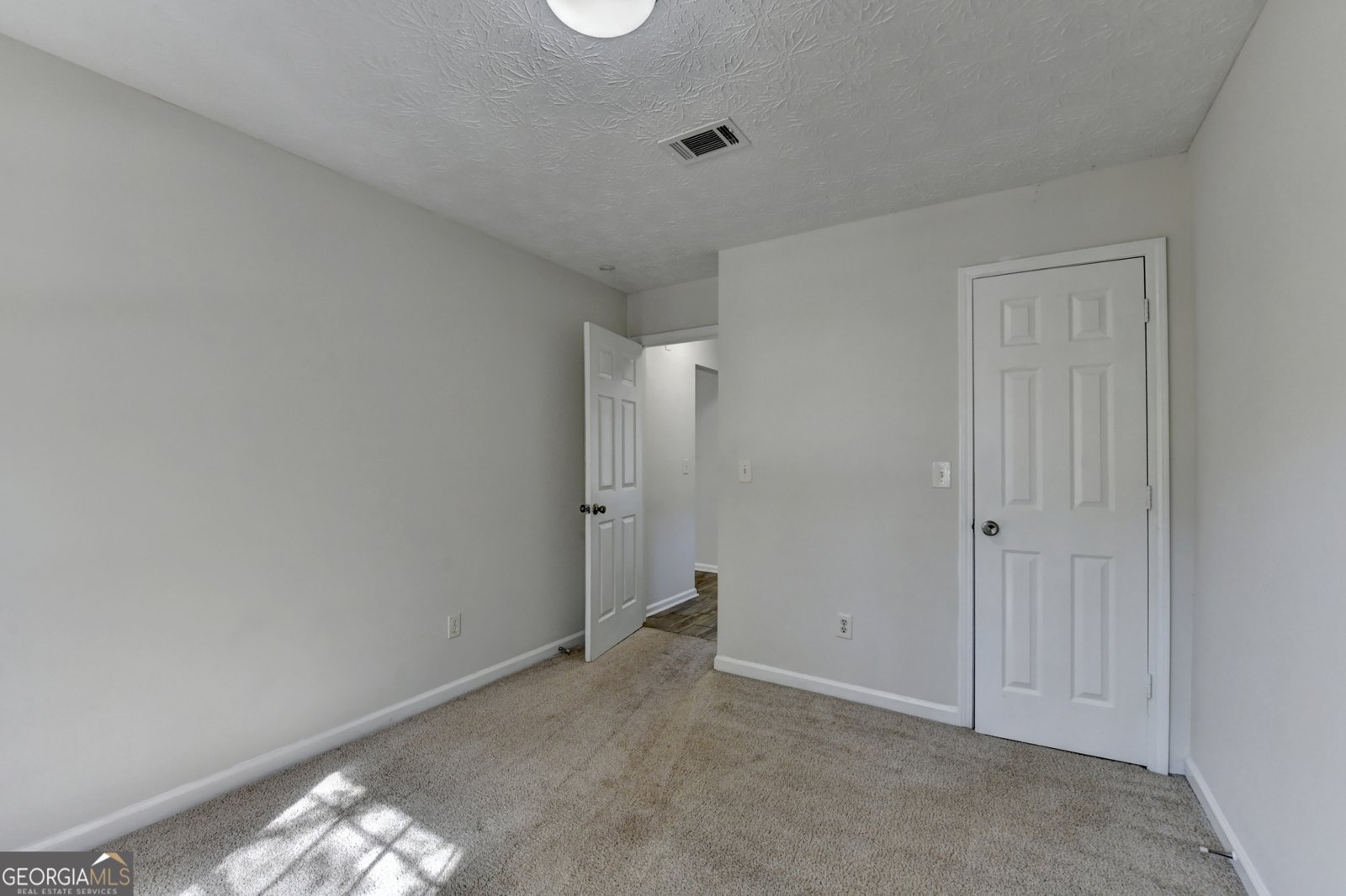 510 Saint James Court Lawrenceville - 44