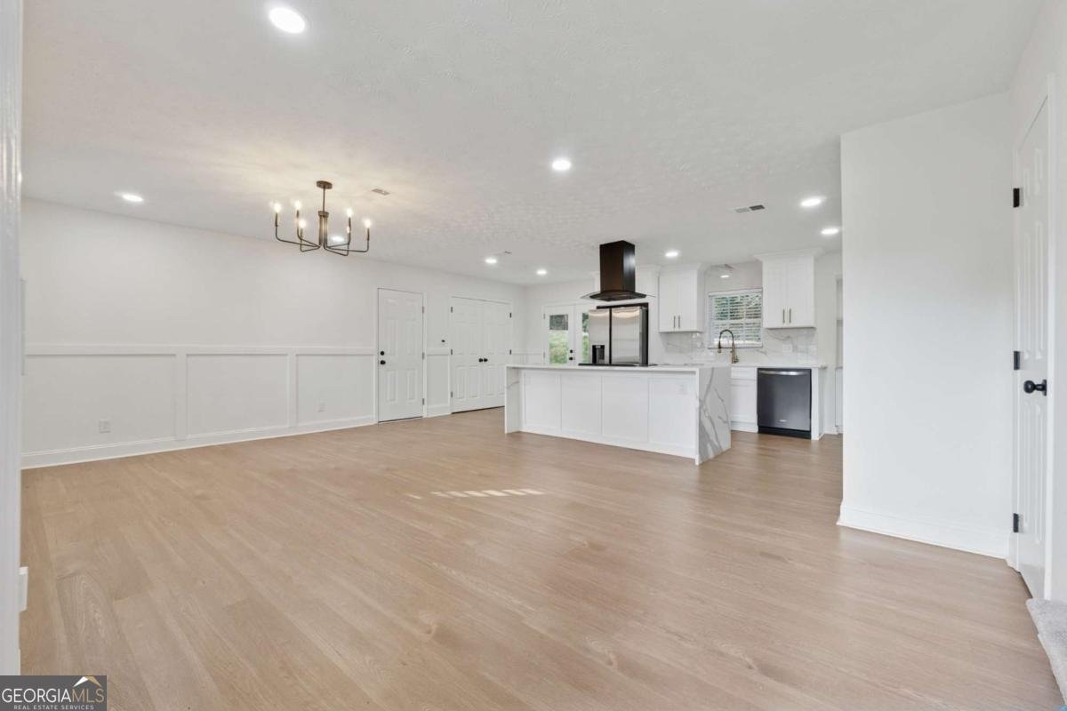 2103 Forest Court Snellville - 3