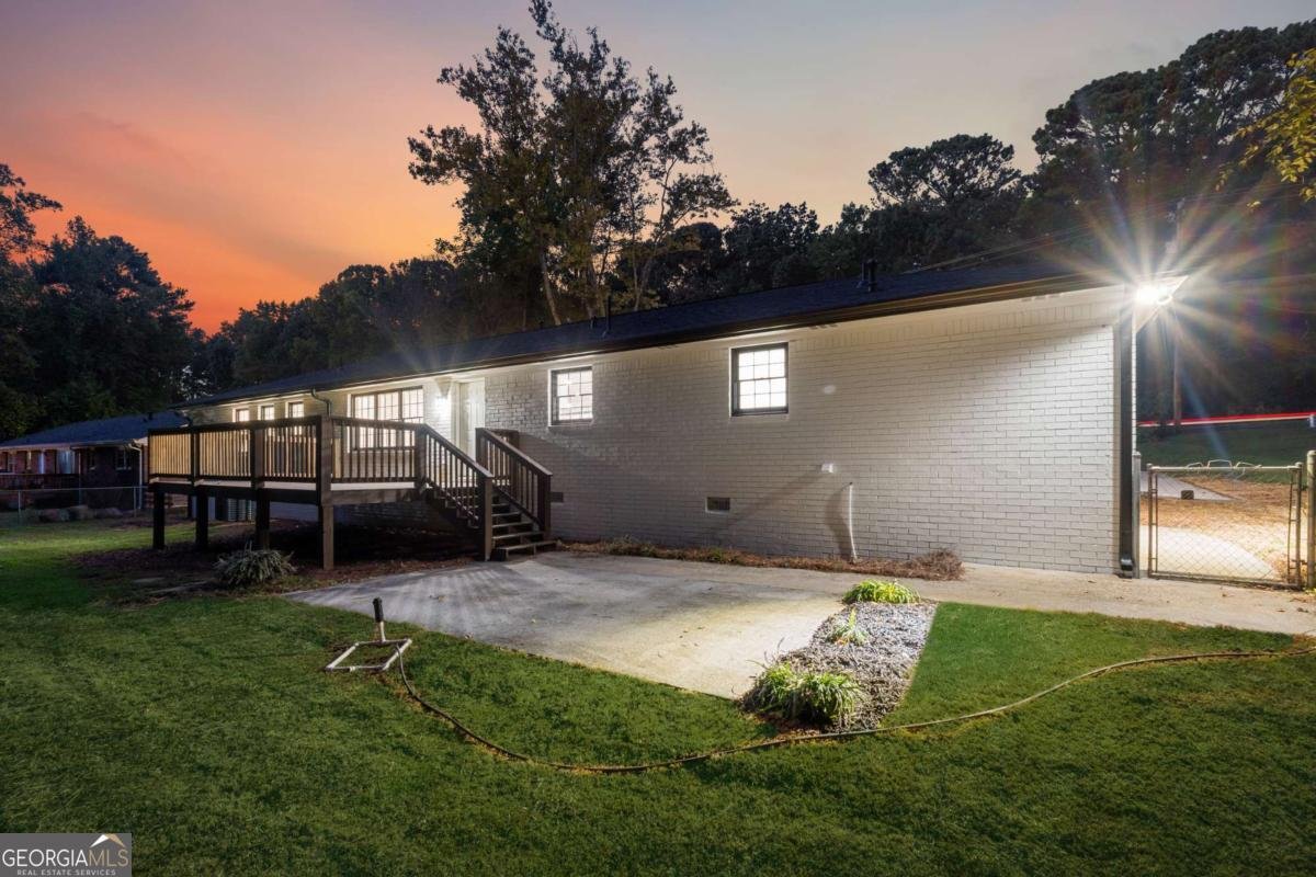 2055 Oak Road Snellville - 4