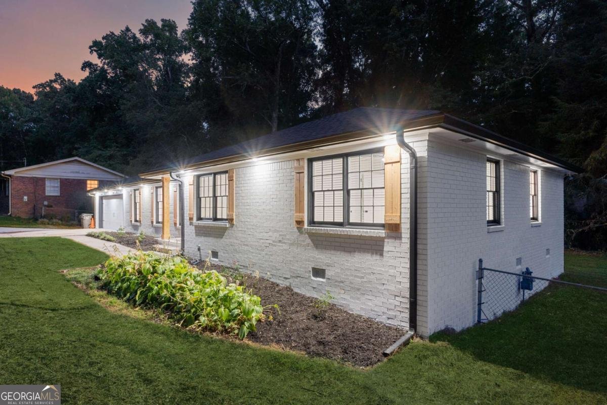 2055 Oak Road Snellville - 5