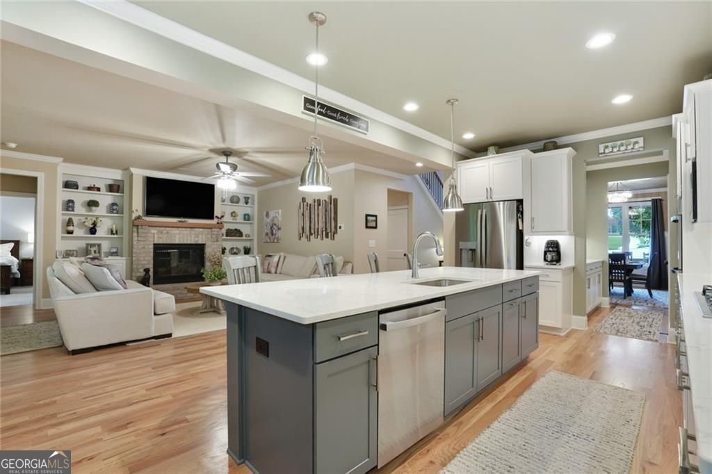 4383 Capstone Court Roswell - 9