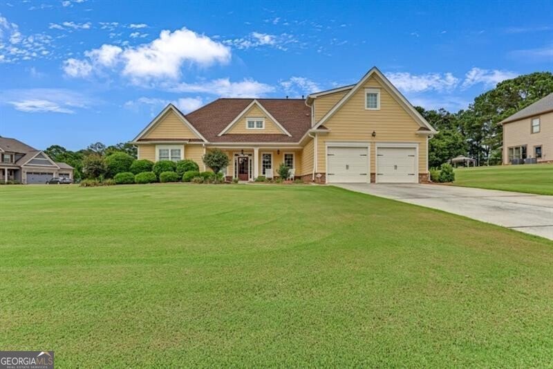 1006 Silver Thorne Drive Loganville - 2