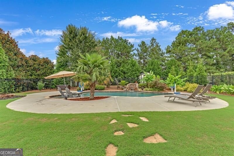 1006 Silver Thorne Drive Loganville - 34