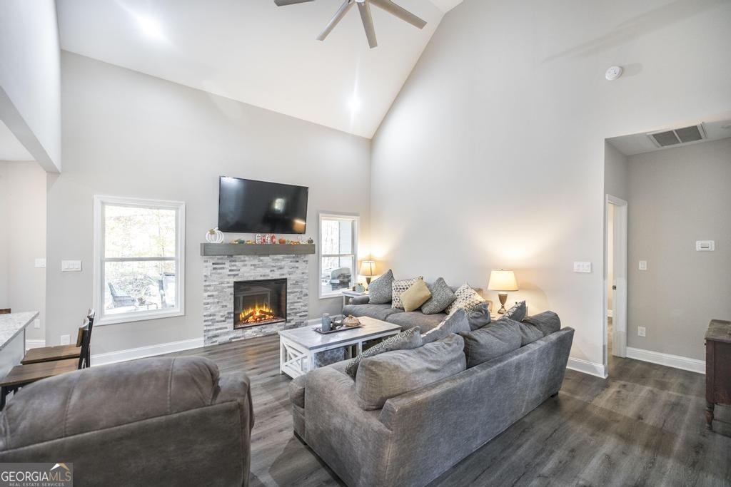 219 Diamond Place Gray - 8