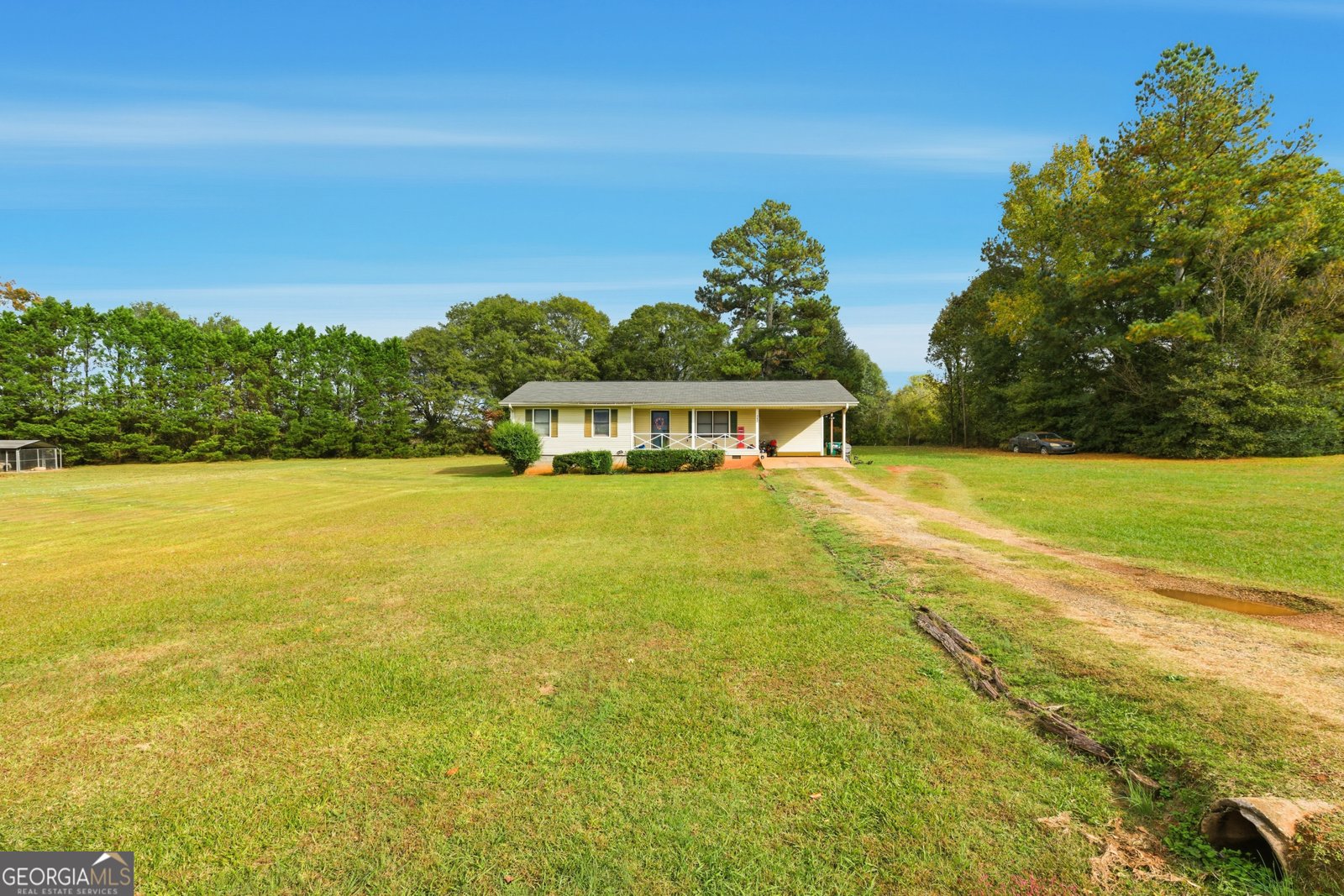 989 Grady School Road Canon - 2