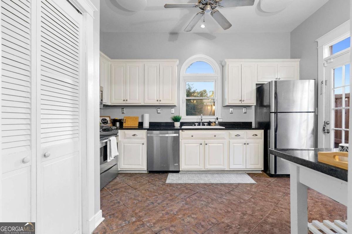 658 Glenwood Avenue Atlanta - 11