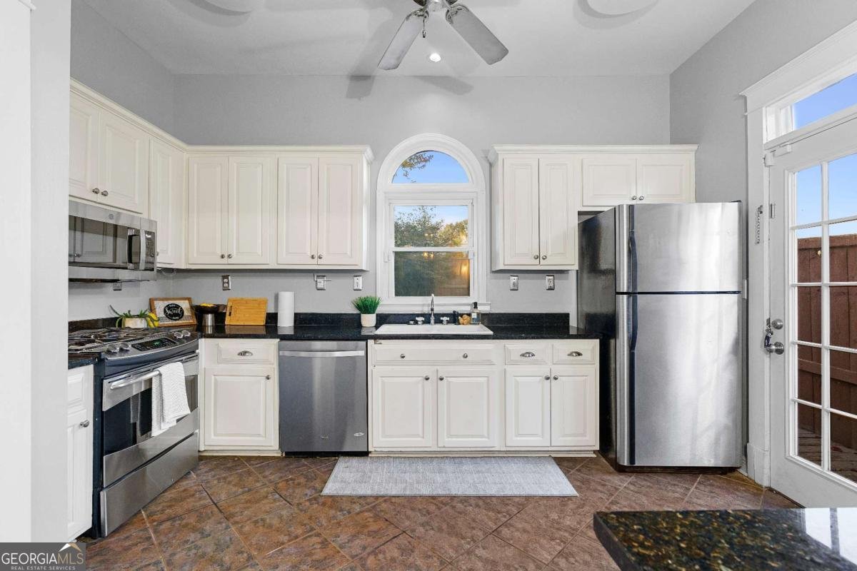 658 Glenwood Avenue Atlanta - 12