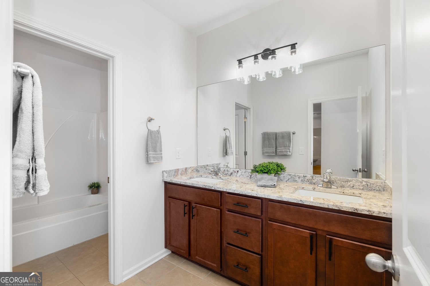 5585 Rialto Way Cumming - 3