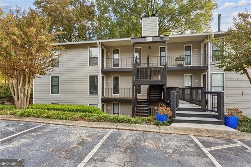 401 Park Ridge Circle Marietta - 1