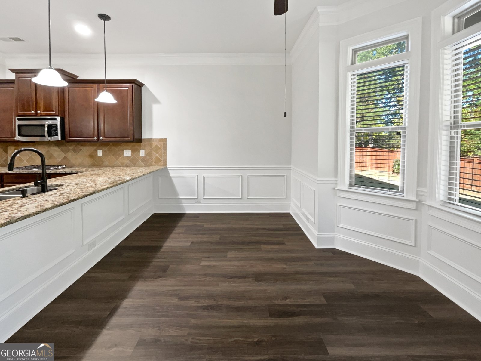 5657 Casa Blanca Lane South Fulton - 14