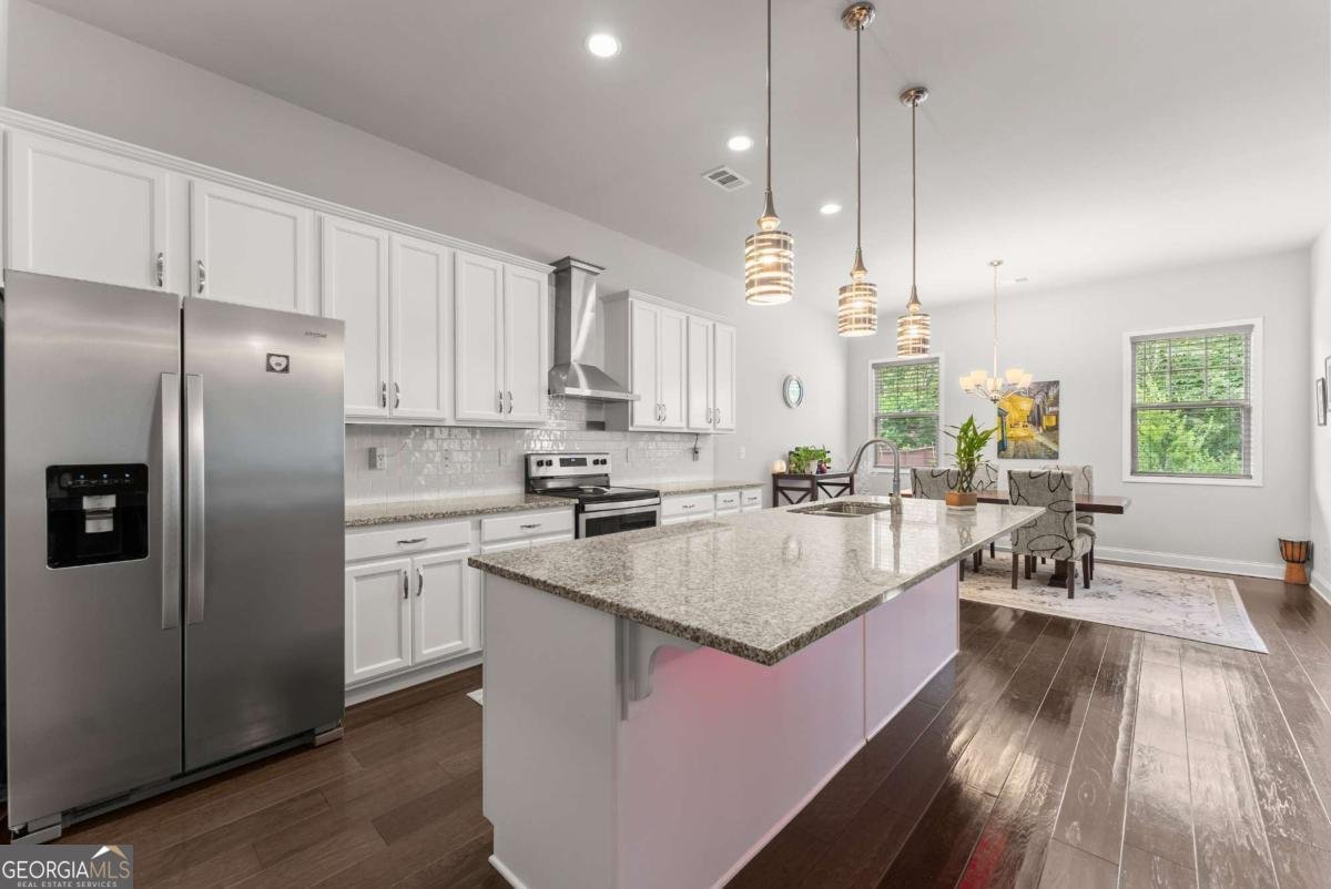 6619 Blue Cove Drive Flowery Branch - 1