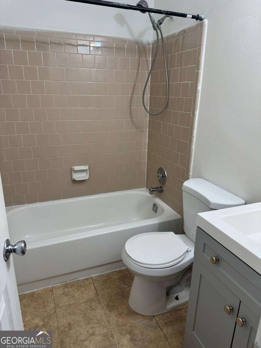 465 Prince Of Wales Stone Mountain - 16