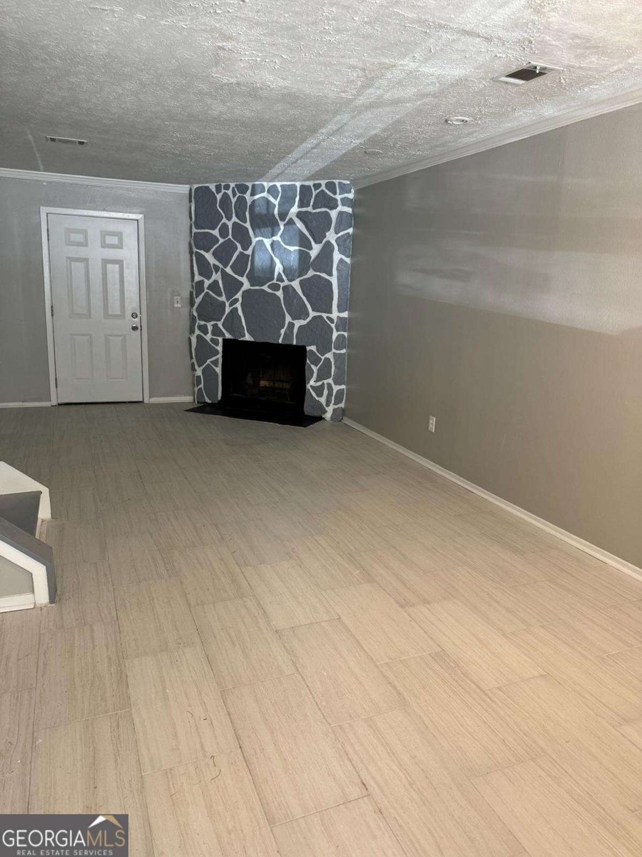 465 Prince Of Wales Stone Mountain - 3