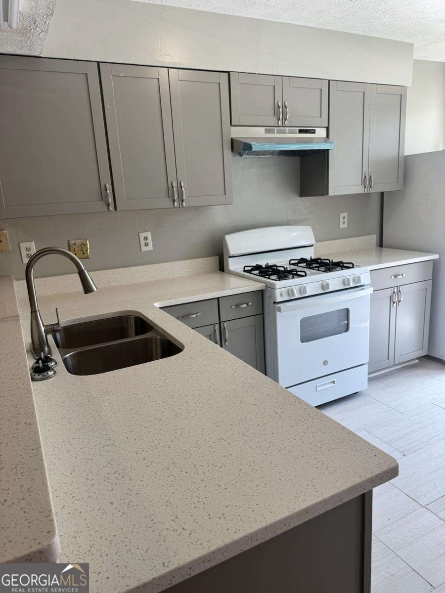 465 Prince Of Wales Stone Mountain - 7