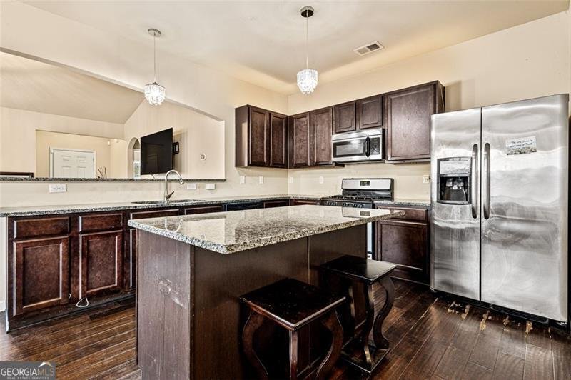 2979 DUNGENESS Drive Douglasville - 6