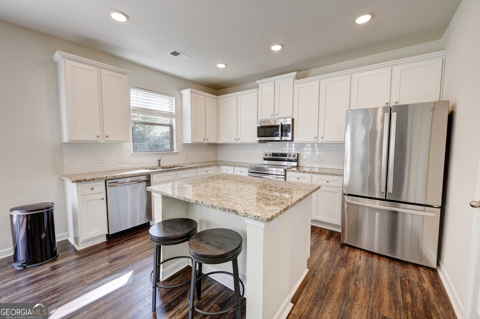 404 McGinnis Circle Calhoun - 11