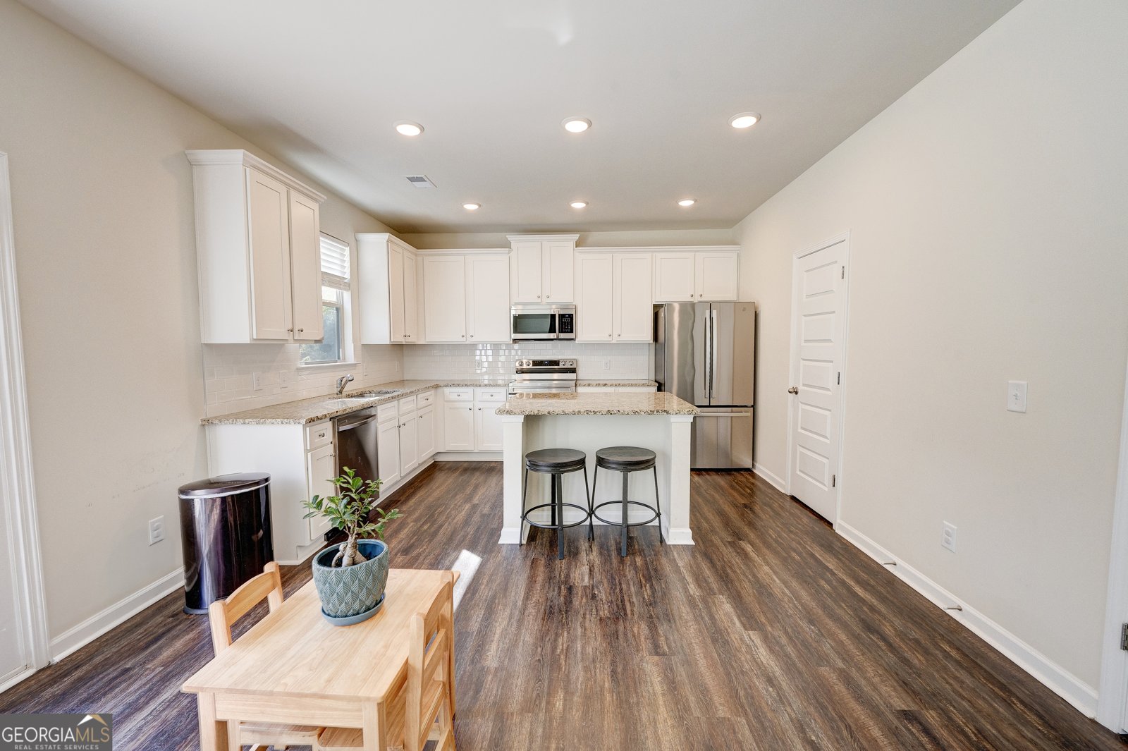 404 McGinnis Circle Calhoun - 9