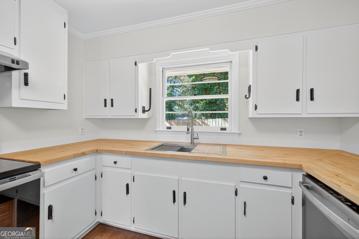 352 3rd Avenue Winder - 14