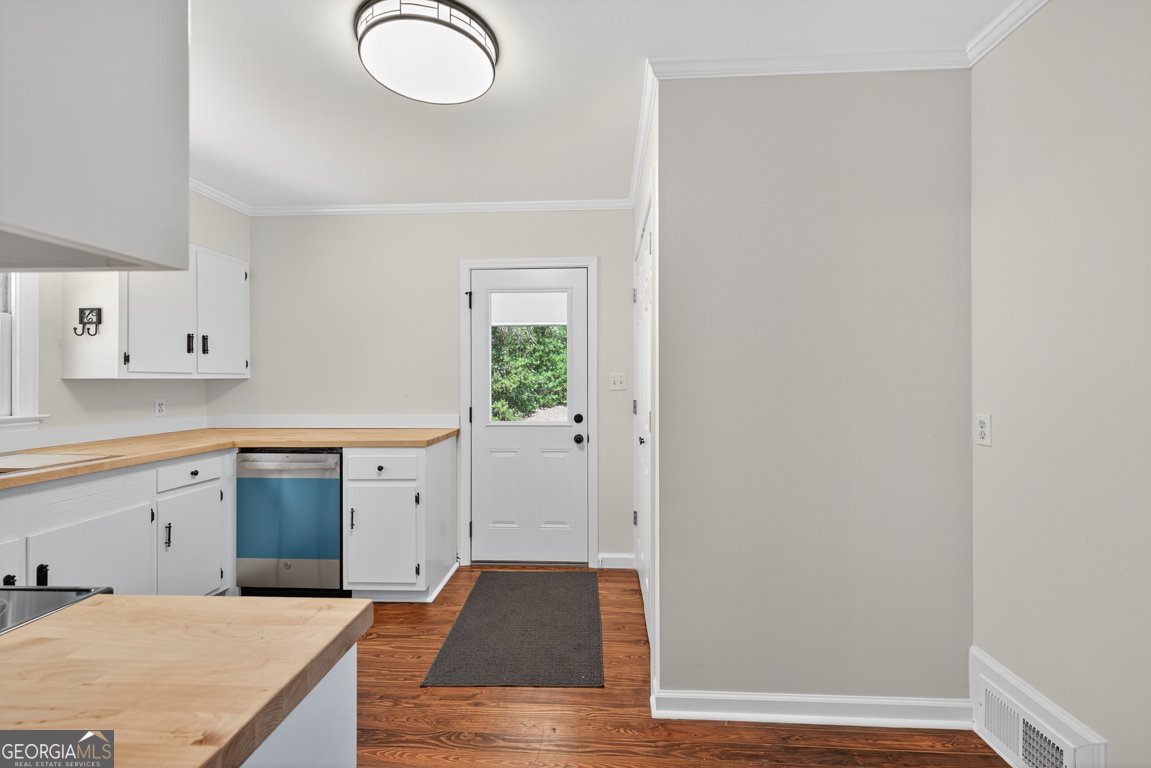 352 3rd Avenue Winder - 16