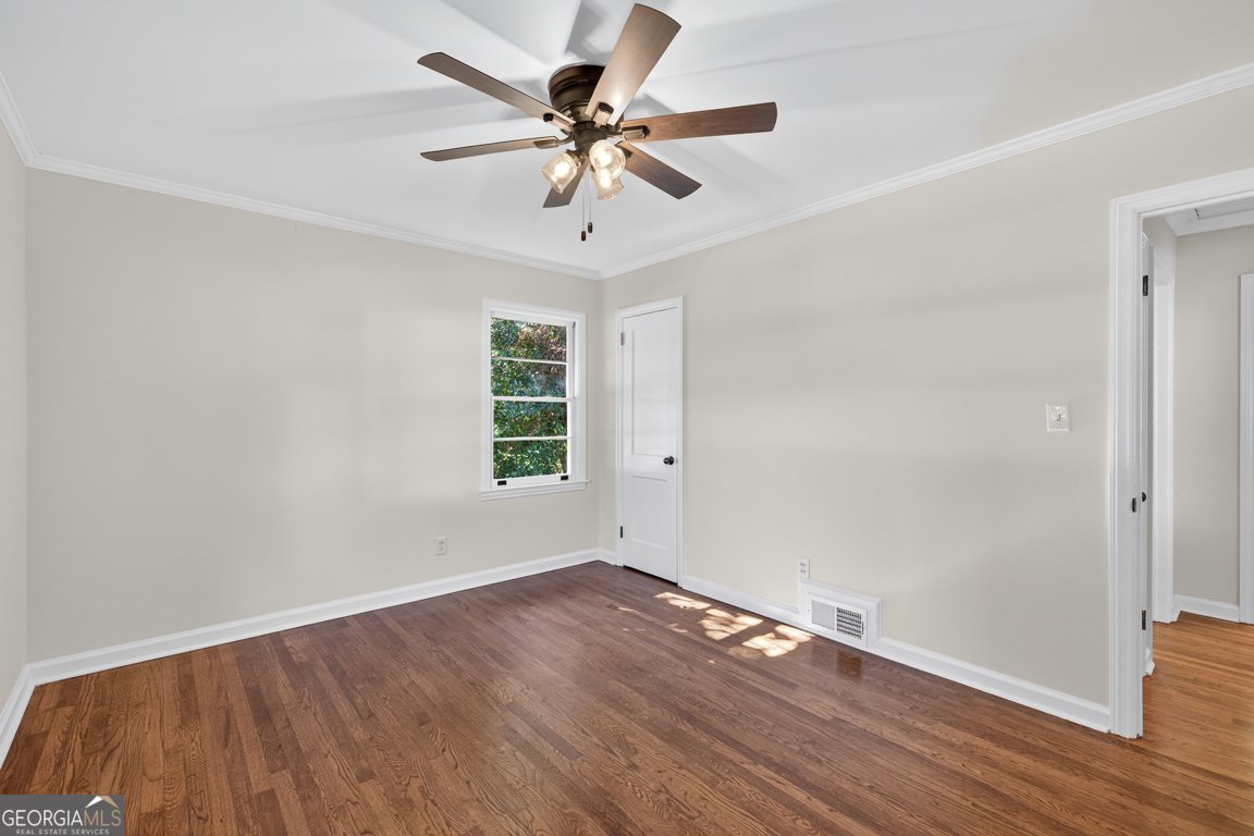 352 3rd Avenue Winder - 22