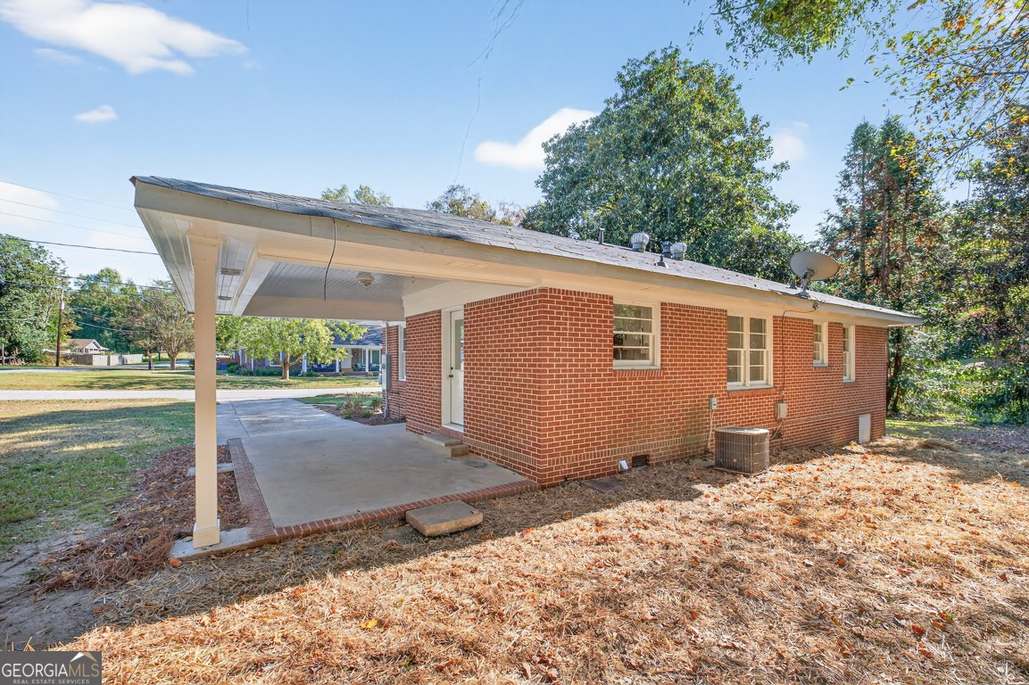 352 3rd Avenue Winder - 31