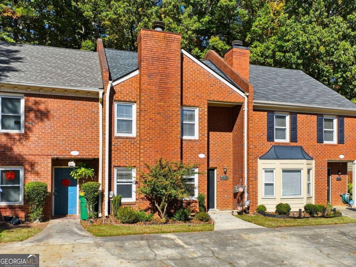 3153 Corner Oak Drive Peachtree Corners - 2