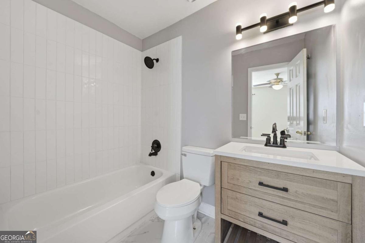 3153 Corner Oak Drive Peachtree Corners - 30