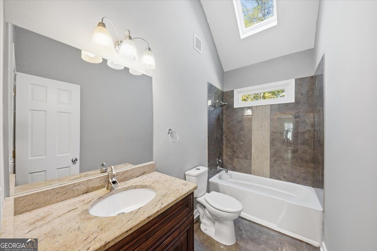 139 SHADOWLAKE Lane Marietta - 4