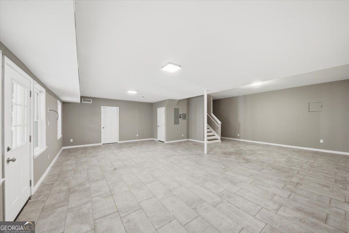 139 SHADOWLAKE Lane Marietta - 64