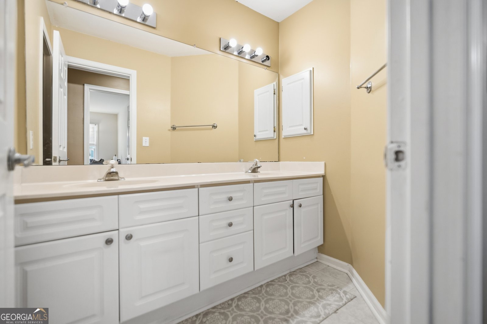 2265 Wildwood Lake Drive Suwanee - 31