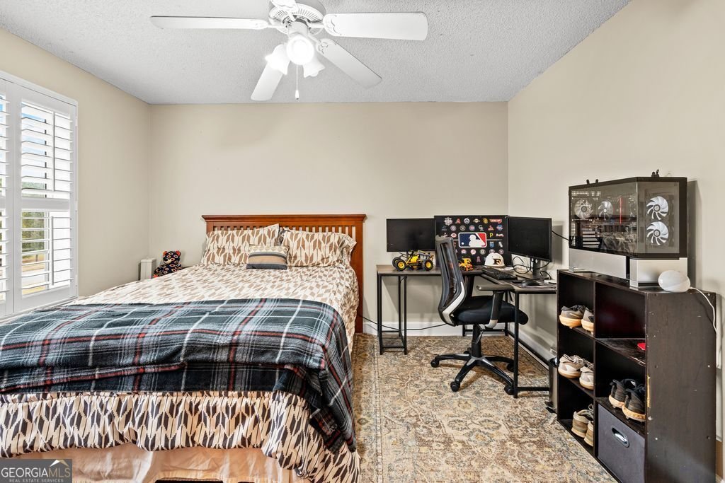 78 Rosebay Lane Sharpsburg - 23