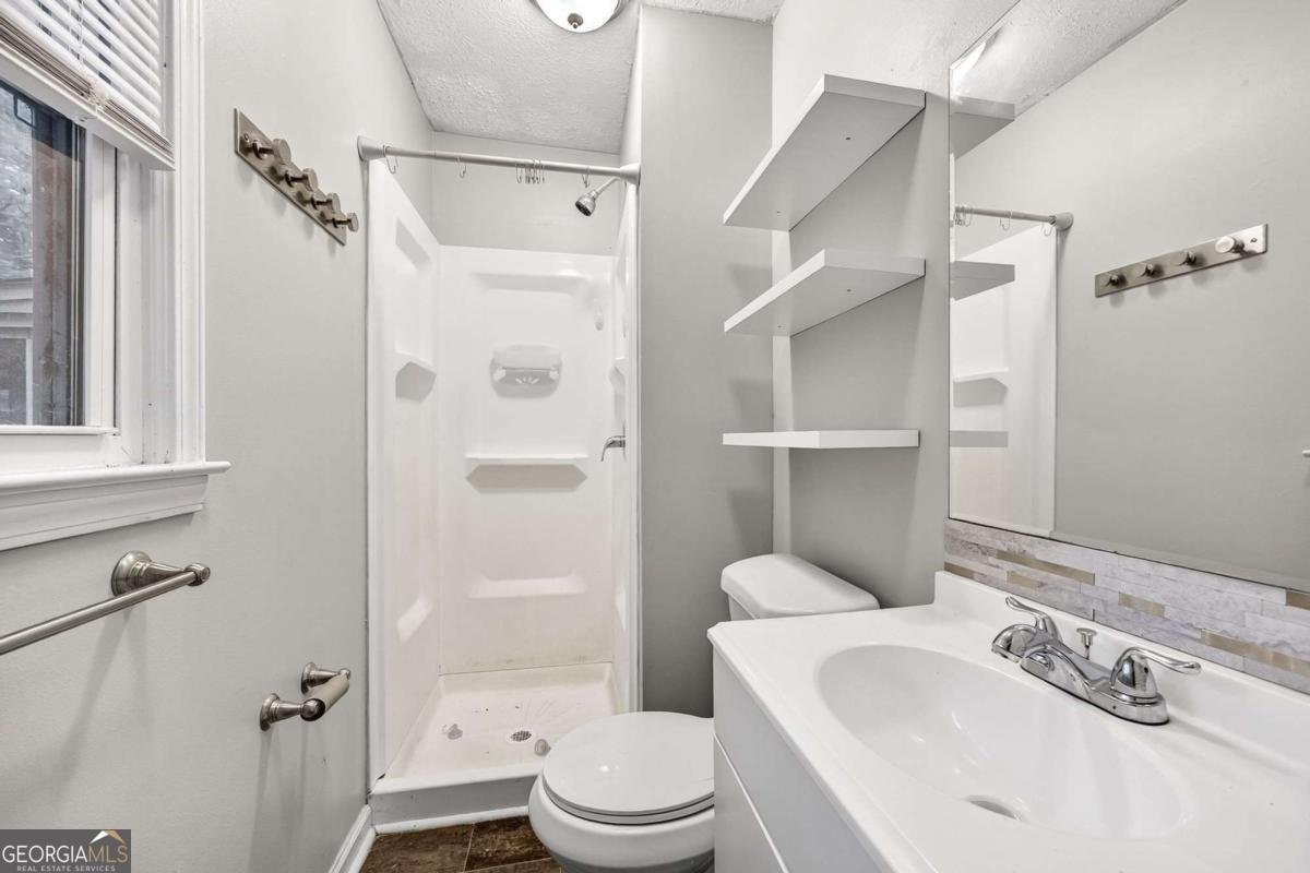 6512 Executive Drive Winston - 5